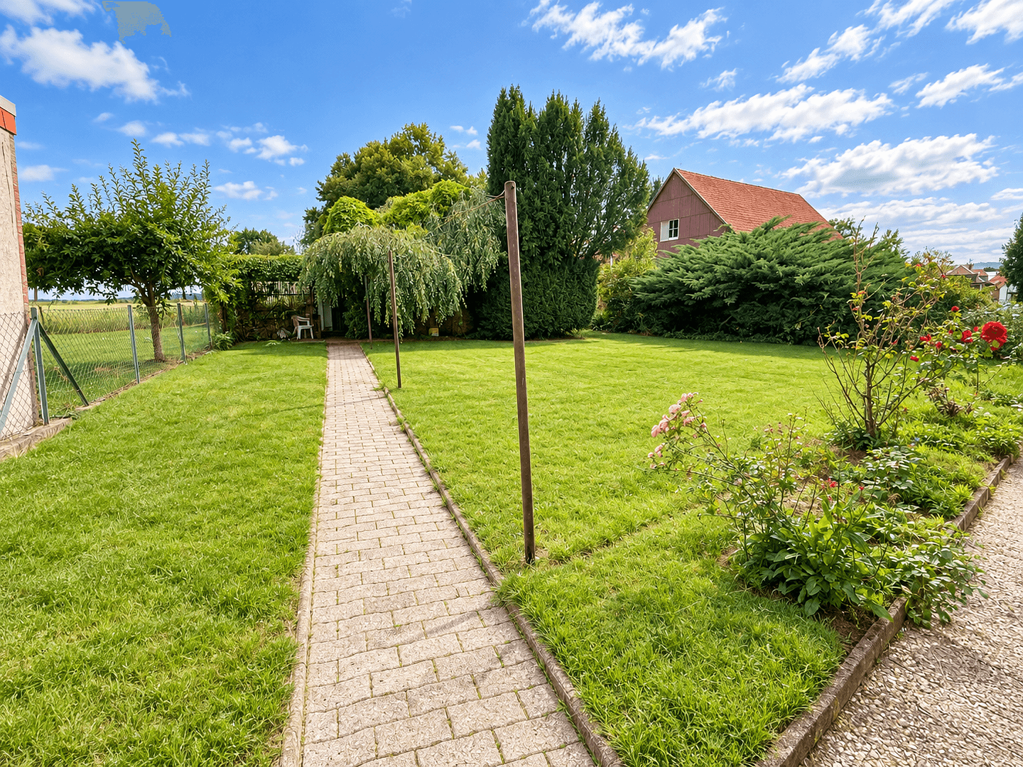 Prenájom bytu 4-izbový 107 m², Leftjestraße 13, Springe, Dolné Sasko Prenájom bytu 4-izbový 107 m², Leftjestraße 13, Springe, Dolné Sasko