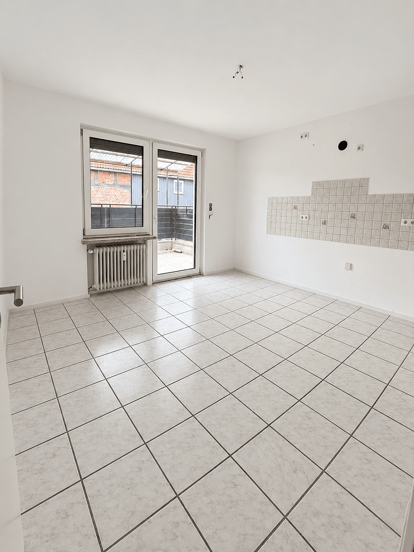 Prenájom bytu 4-izbový 107 m², Leftjestraße 13, Springe, Dolné Sasko Prenájom bytu 4-izbový 107 m², Leftjestraße 13, Springe, Dolné Sasko