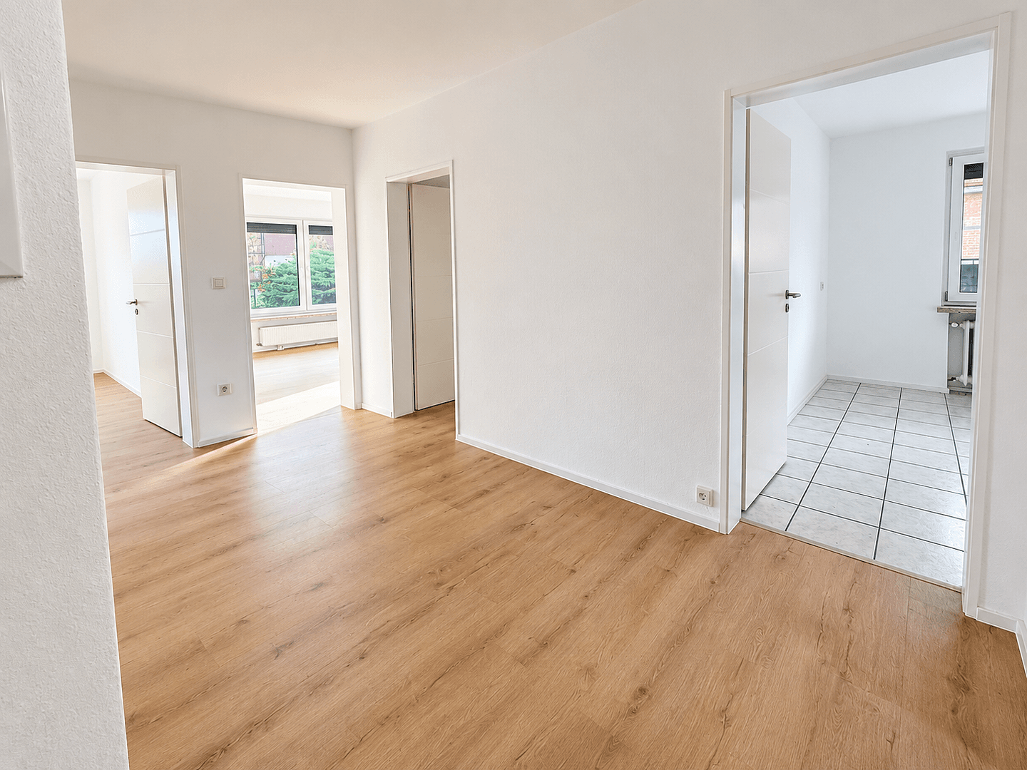 Prenájom bytu 4-izbový 107 m², Leftjestraße 13, Springe, Dolné Sasko Prenájom bytu 4-izbový 107 m², Leftjestraße 13, Springe, Dolné Sasko