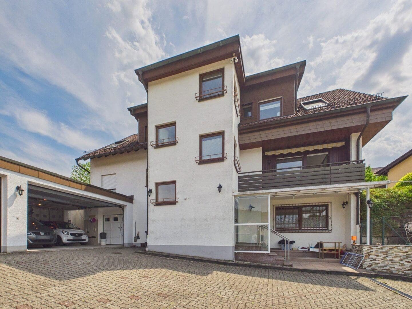 Predaj domu 286 m², pozemok 1.221 m², Pforzheim, Bádensko-Wurttembersko Predaj domu 286 m², pozemok 1.221 m², Pforzheim, Bádensko-Wurttembersko