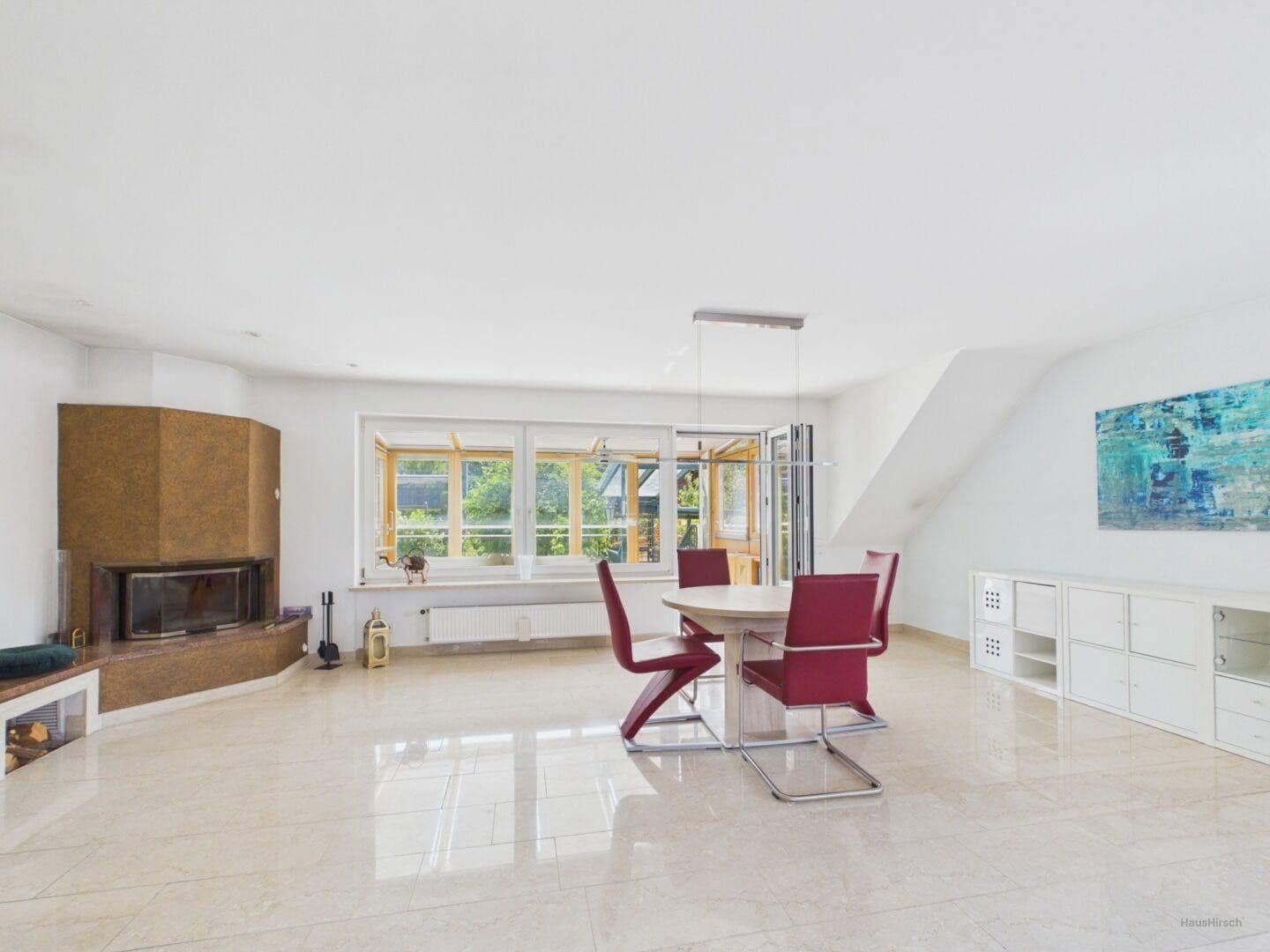 Predaj domu 286 m², pozemok 1.221 m², Pforzheim, Bádensko-Wurttembersko Predaj domu 286 m², pozemok 1.221 m², Pforzheim, Bádensko-Wurttembersko