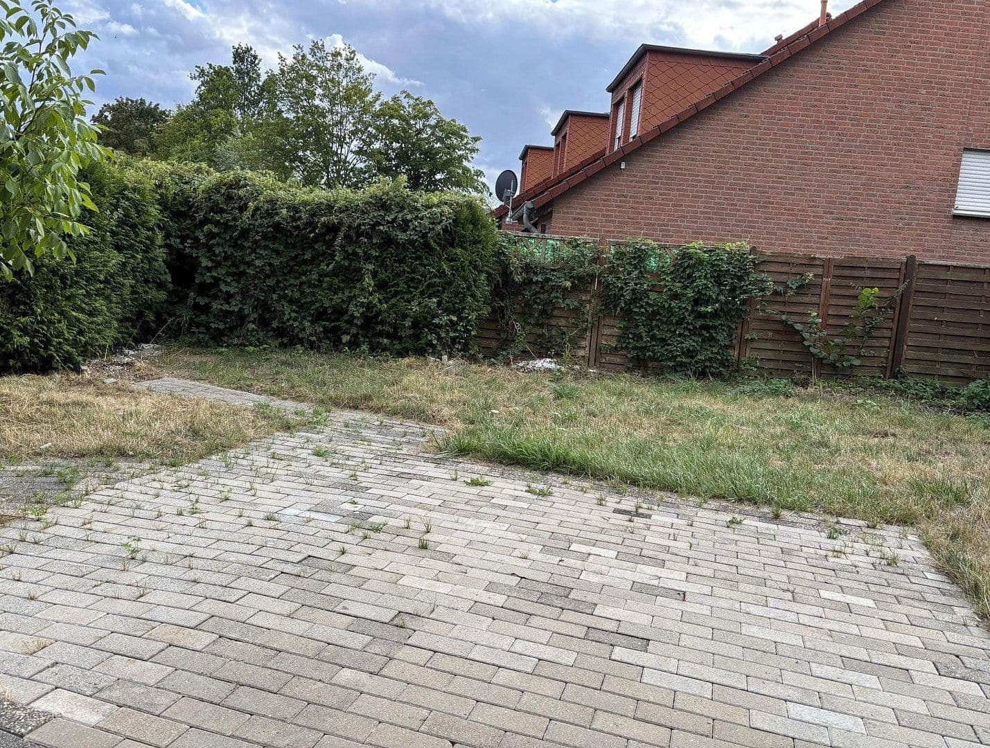 Prenájom bytu 3-izbový 77 m², Laer, Severné Porýnie - Westfálsko Prenájom bytu 3-izbový 77 m², Laer, Severné Porýnie - Westfálsko