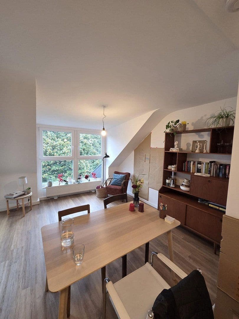 Prenájom bytu 1-izbový 38 m², Auf'm Großenfeld 19, Düsseldorf, Severné Porýnie - Westfálsko Prenájom bytu 1-izbový 38 m², Auf'm Großenfeld 19, Düsseldorf, Severné Porýnie - Westfálsko