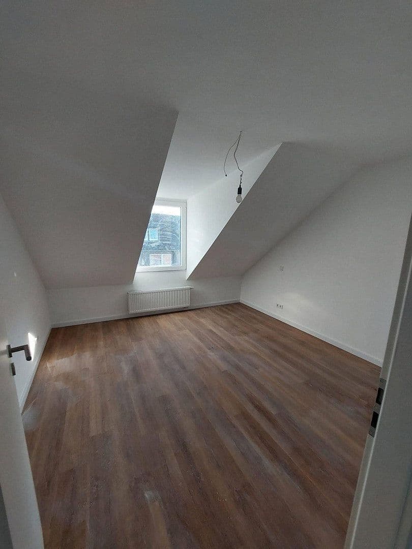 Prenájom bytu 1-izbový 38 m², Auf'm Großenfeld 19, Düsseldorf, Severné Porýnie - Westfálsko Prenájom bytu 1-izbový 38 m², Auf'm Großenfeld 19, Düsseldorf, Severné Porýnie - Westfálsko