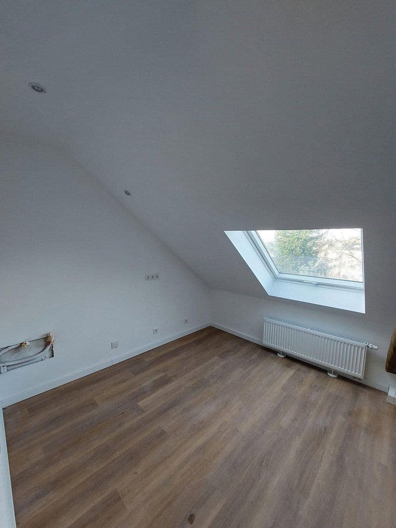 Prenájom bytu 1-izbový 38 m², Auf'm Großenfeld 19, Düsseldorf, Severné Porýnie - Westfálsko Prenájom bytu 1-izbový 38 m², Auf'm Großenfeld 19, Düsseldorf, Severné Porýnie - Westfálsko