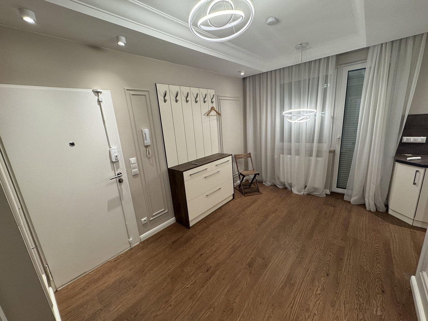 Prenájom bytu 2-izbový 61 m², Pfalzburger Str. 3, Berlin, Berlín Prenájom bytu 2-izbový 61 m², Pfalzburger Str. 3, Berlin, Berlín