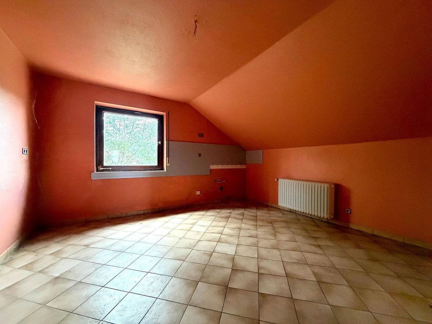 Predaj domu 225 m², pozemok 1.001 m², Schultheiß-Jäckle-Straße 19, Loßburg, Bádensko-Wurttembersko Predaj domu 225 m², pozemok 1.001 m², Schultheiß-Jäckle-Straße 19, Loßburg, Bádensko-Wurttembersko