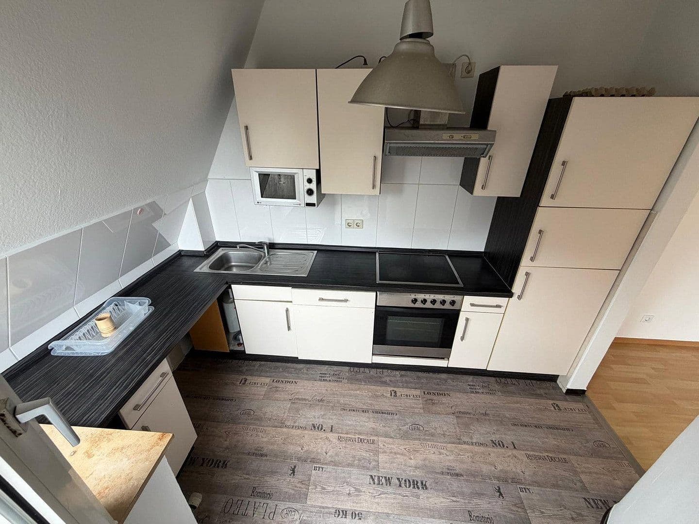 Predaj bytu 2-izbový 56 m², Louisenstr. 1, Delmenhorst, Dolné Sasko Predaj bytu 2-izbový 56 m², Louisenstr. 1, Delmenhorst, Dolné Sasko