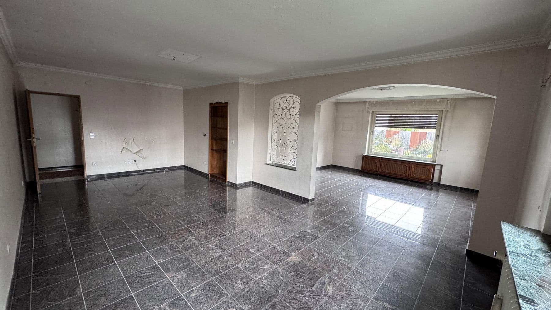 Predaj domu 170 m², pozemok 558 m², Odenwaldstraße 53, Rödermark, Hesensko Predaj domu 170 m², pozemok 558 m², Odenwaldstraße 53, Rödermark, Hesensko
