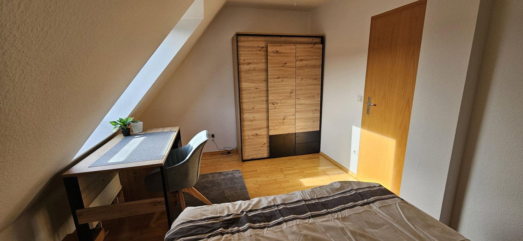 Prenájom bytu 5-izbový 125 m², Maintal, Hesensko Prenájom bytu 5-izbový 125 m², Maintal, Hesensko