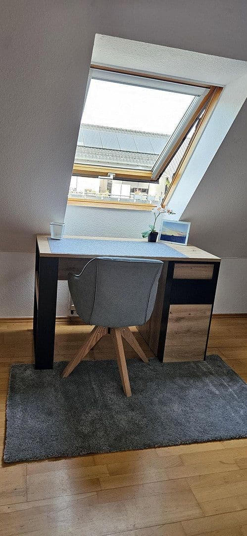Prenájom bytu 5-izbový 125 m², Maintal, Hesensko Prenájom bytu 5-izbový 125 m², Maintal, Hesensko
