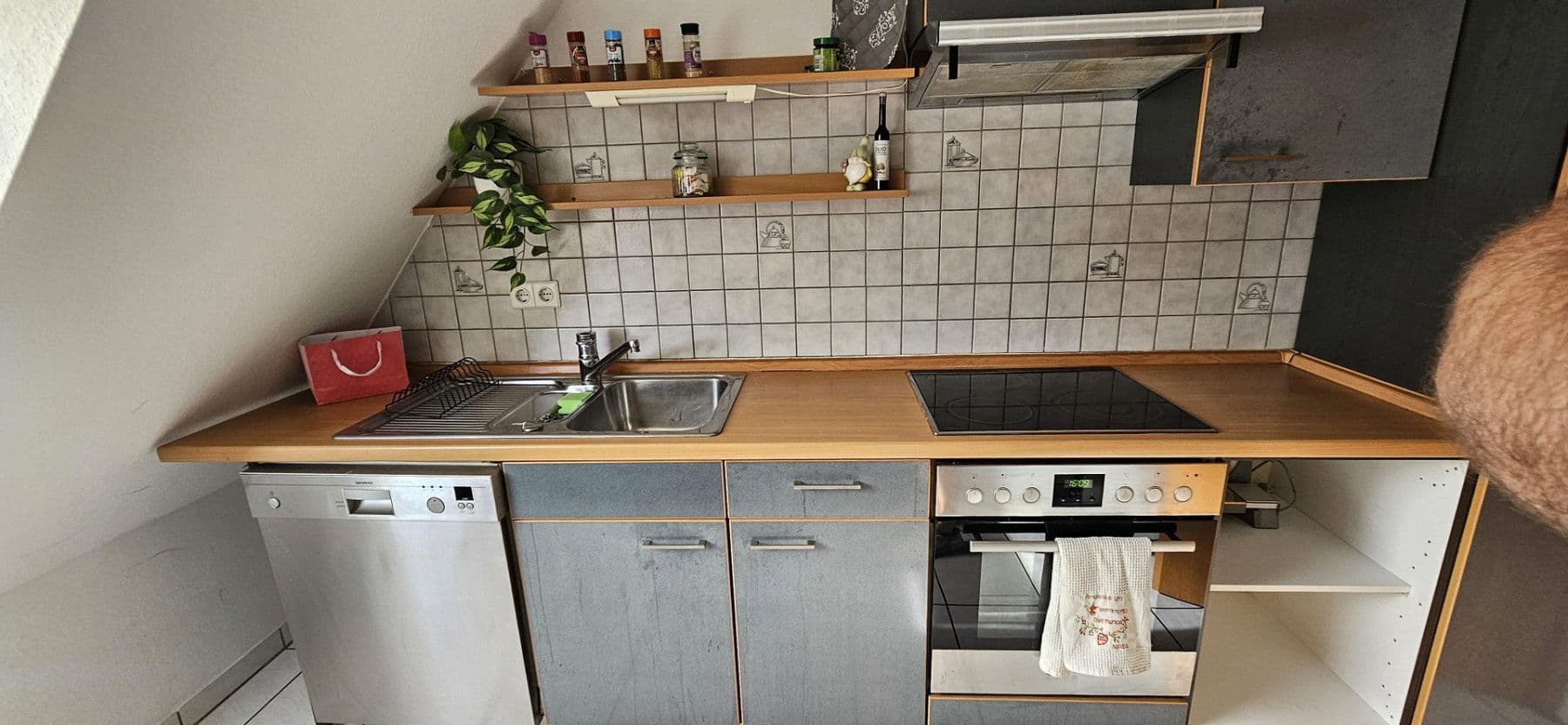 Prenájom bytu 5-izbový 125 m², Maintal, Hesensko Prenájom bytu 5-izbový 125 m², Maintal, Hesensko