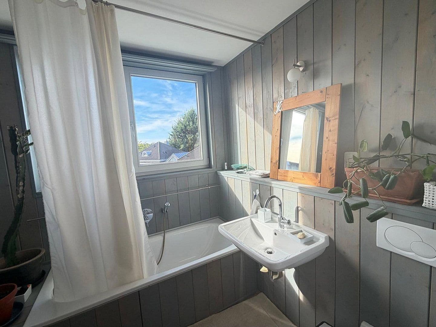 Predaj domu 160 m², pozemok 260 m², Auf dem Kamm, 6, Bergisch Gladbach, Severné Porýnie - Westfálsko Predaj domu 160 m², pozemok 260 m², Auf dem Kamm, 6, Bergisch Gladbach, Severné Porýnie - Westfálsko