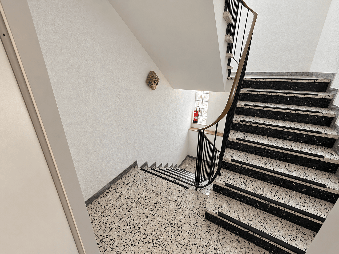 Prenájom bytu 5-izbový 105 m², Marburg, Hesensko Prenájom bytu 5-izbový 105 m², Marburg, Hesensko