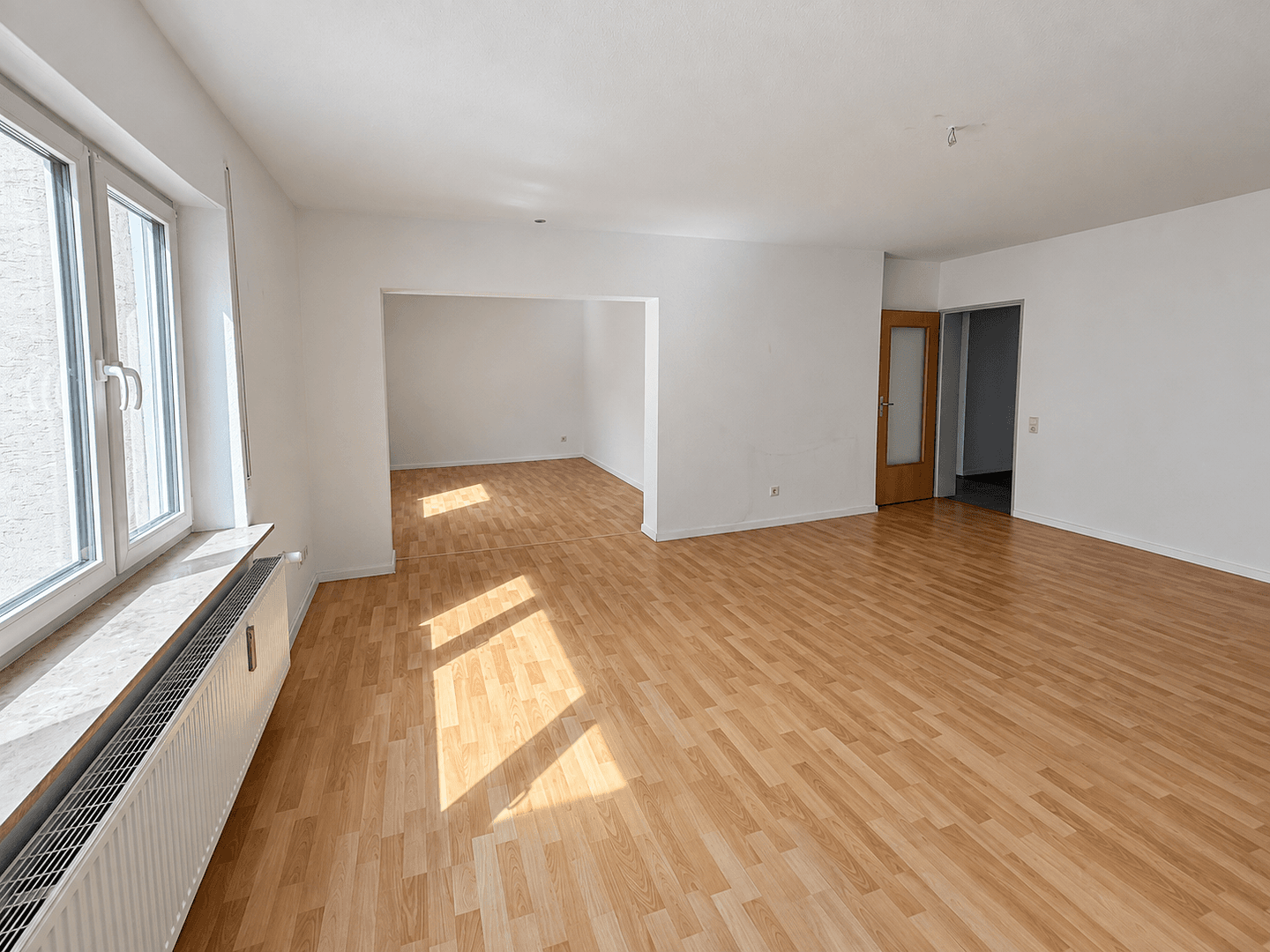 Prenájom bytu 5-izbový 105 m², Marburg, Hesensko Prenájom bytu 5-izbový 105 m², Marburg, Hesensko