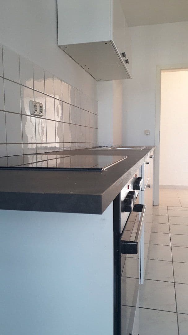 Prenájom bytu 3-izbový 73 m², Demmeringstr.76, Leipzig, Sasko Prenájom bytu 3-izbový 73 m², Demmeringstr.76, Leipzig, Sasko