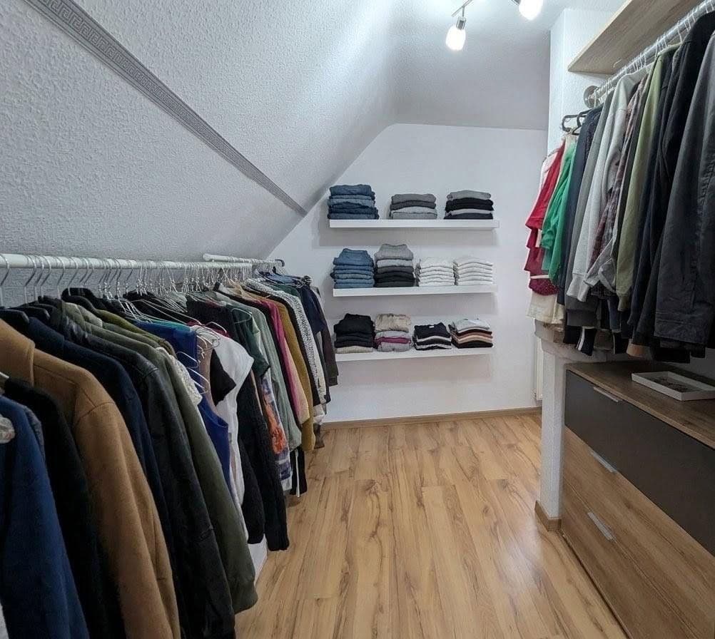 Predaj domu 131 m², pozemok 161 m², Mundelsheim, Bádensko-Wurttembersko Predaj domu 131 m², pozemok 161 m², Mundelsheim, Bádensko-Wurttembersko