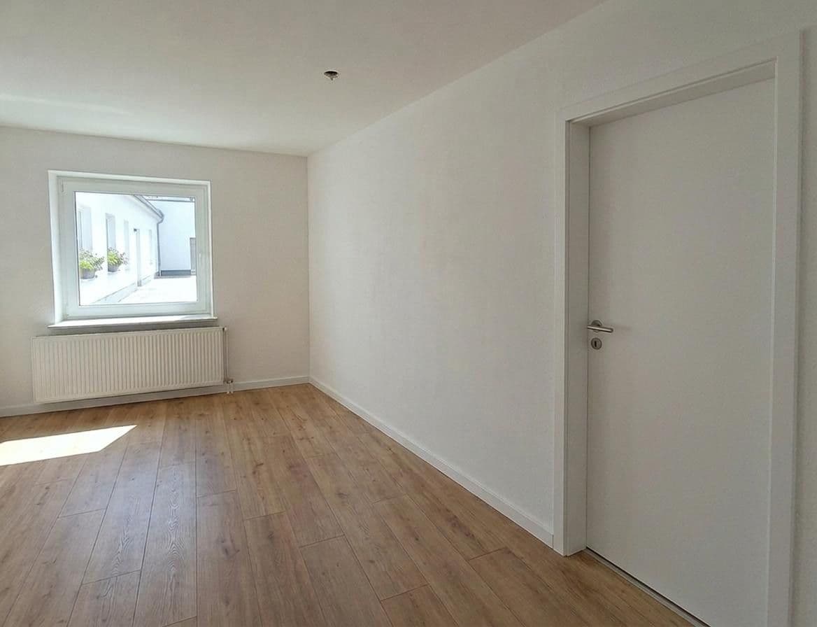 Prenájom bytu 4-izbový 95 m², Hakenstraße, Dortmund, Severné Porýnie - Westfálsko Prenájom bytu 4-izbový 95 m², Hakenstraße, Dortmund, Severné Porýnie - Westfálsko