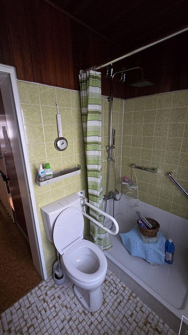 Predaj domu 97 m², pozemok 140 m², Köln Esch, Severné Porýnie - Westfálsko Predaj domu 97 m², pozemok 140 m², Köln Esch, Severné Porýnie - Westfálsko