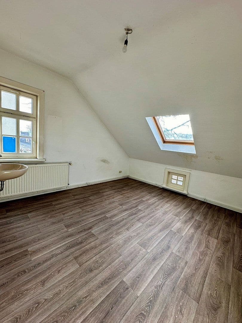 Predaj domu 219 m², pozemok 757 m², Rennbahn 42, Eisenach, Durínsko Predaj domu 219 m², pozemok 757 m², Rennbahn 42, Eisenach, Durínsko