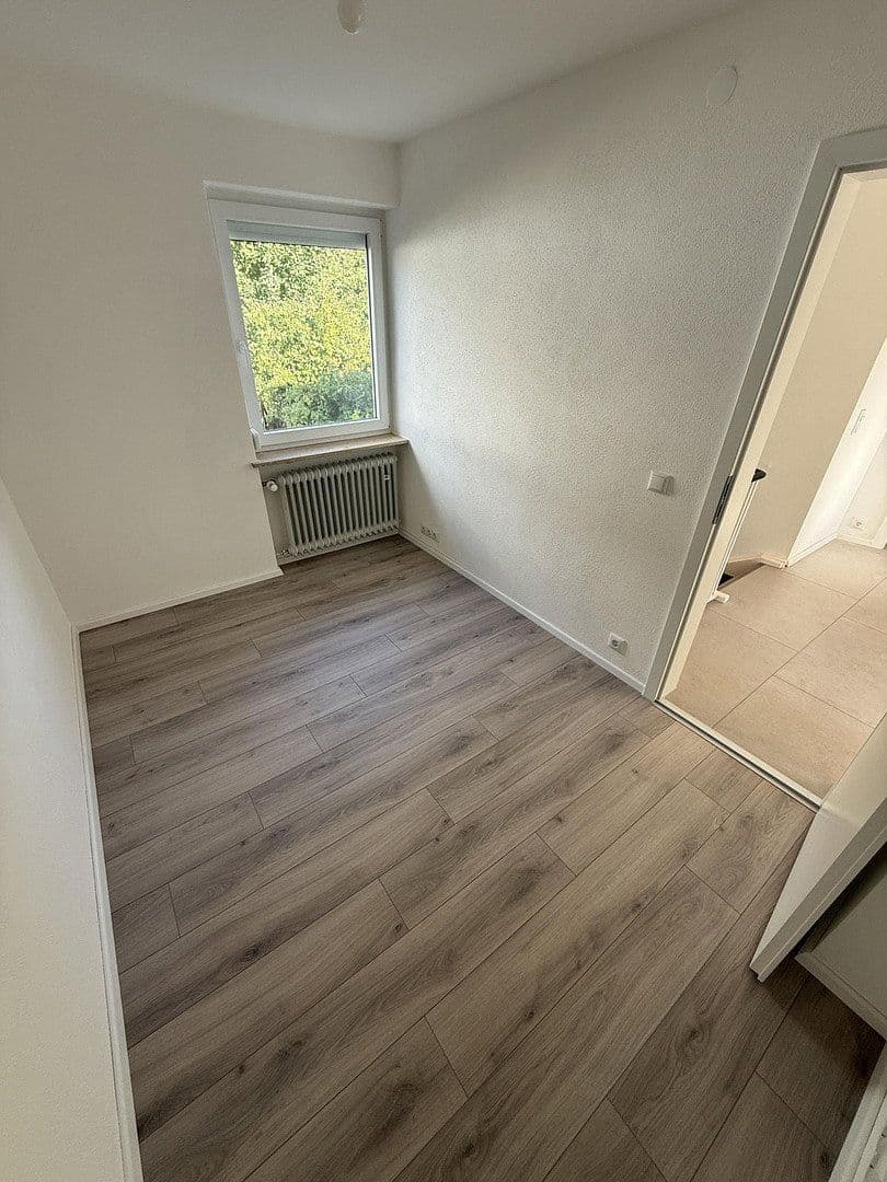 Prenájom domu 90 m², pozemok 220 m², Mindelheim, Bavorsko Prenájom domu 90 m², pozemok 220 m², Mindelheim, Bavorsko