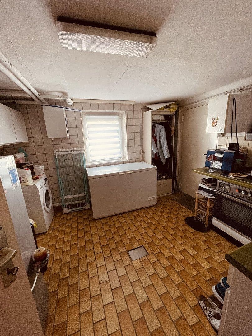 Predaj domu 154 m², pozemok 875 m², Heringen (Werra), Hesensko Predaj domu 154 m², pozemok 875 m², Heringen (Werra), Hesensko