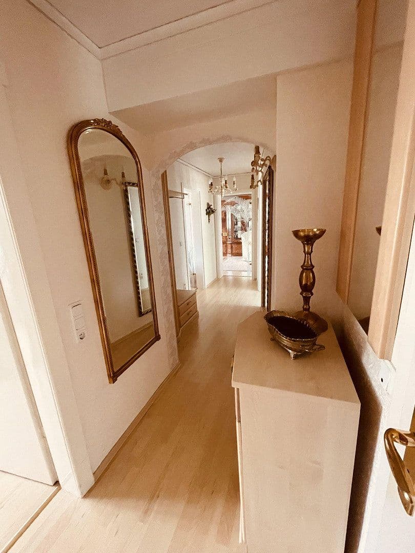 Predaj domu 154 m², pozemok 875 m², Heringen (Werra), Hesensko Predaj domu 154 m², pozemok 875 m², Heringen (Werra), Hesensko