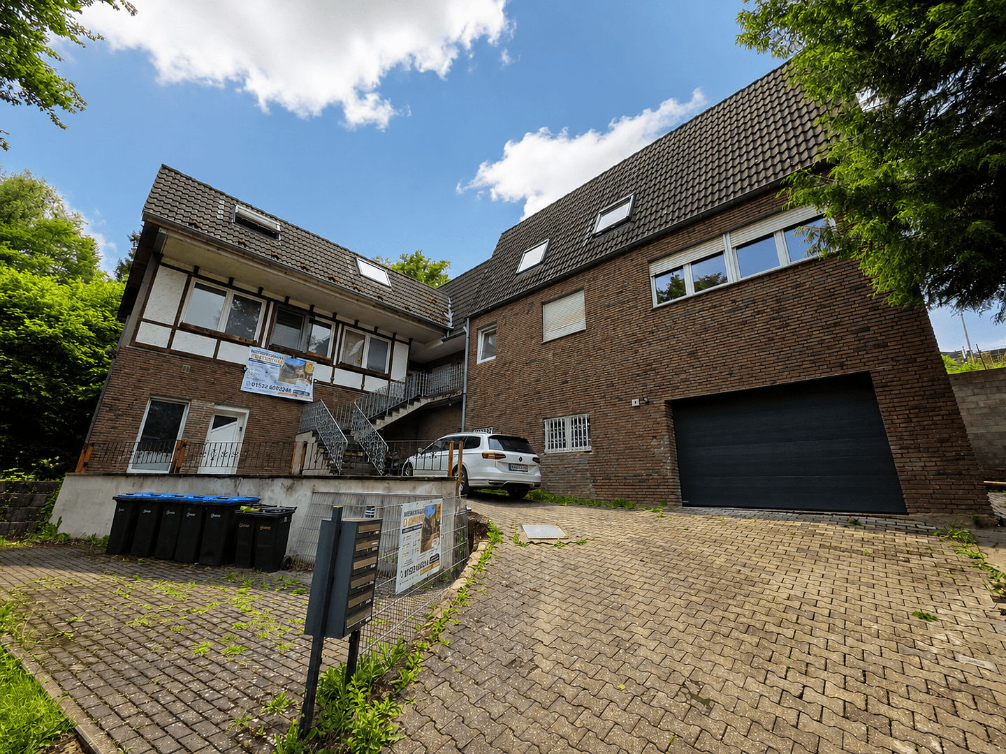 Predaj domu 467 m², pozemok 1.113 m², Zum Backofen.2, Stolberg, Severné Porýnie - Westfálsko Predaj domu 467 m², pozemok 1.113 m², Zum Backofen.2, Stolberg, Severné Porýnie - Westfálsko