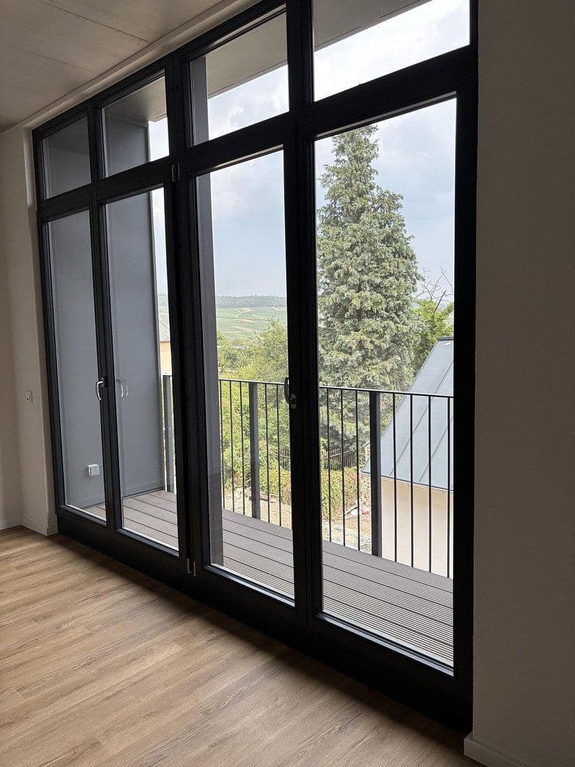 Prenájom bytu 2-izbový 82 m², Moselstraße 6, Osann-Monzel, Porýnie-Falcko Prenájom bytu 2-izbový 82 m², Moselstraße 6, Osann-Monzel, Porýnie-Falcko