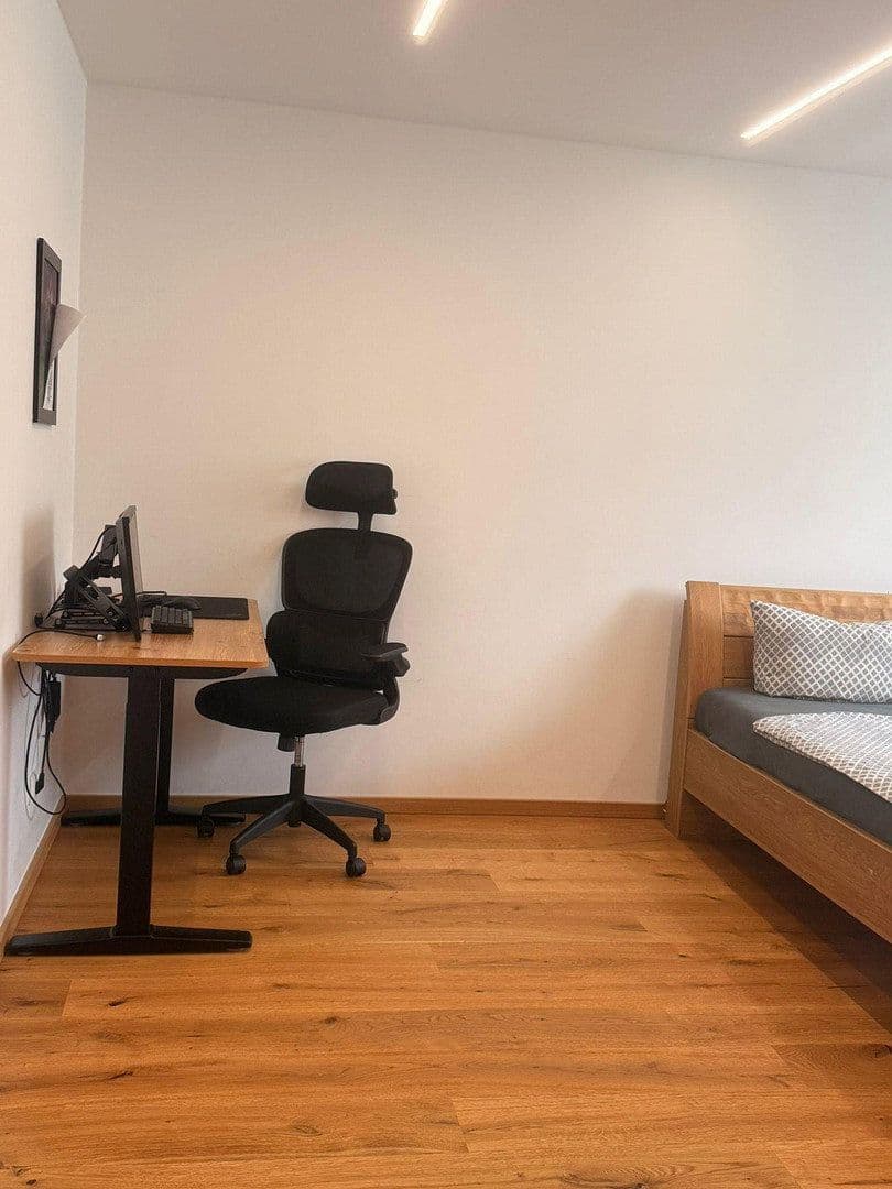 Predaj domu 200 m², pozemok 375 m², Brunnweg 12, Obertraubling, Bavorsko Predaj domu 200 m², pozemok 375 m², Brunnweg 12, Obertraubling, Bavorsko
