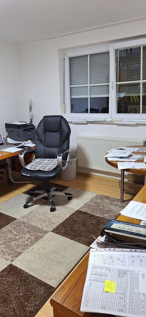 Predaj domu 200 m², pozemok 375 m², Brunnweg 12, Obertraubling, Bavorsko Predaj domu 200 m², pozemok 375 m², Brunnweg 12, Obertraubling, Bavorsko