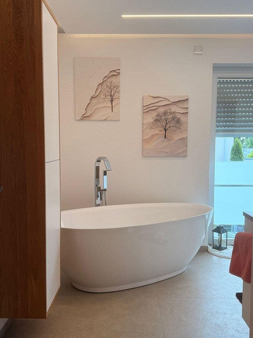 Predaj domu 200 m², pozemok 375 m², Brunnweg 12, Obertraubling, Bavorsko Predaj domu 200 m², pozemok 375 m², Brunnweg 12, Obertraubling, Bavorsko