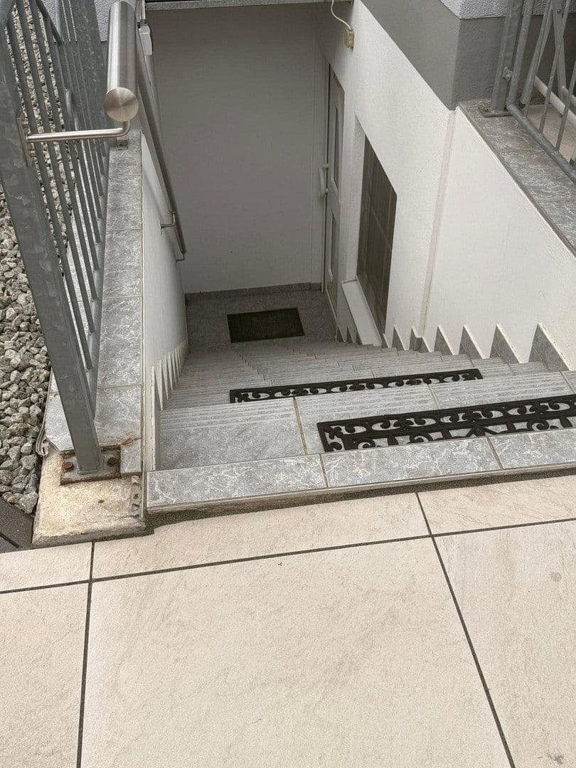 Predaj domu 200 m², pozemok 375 m², Brunnweg 12, Obertraubling, Bavorsko Predaj domu 200 m², pozemok 375 m², Brunnweg 12, Obertraubling, Bavorsko