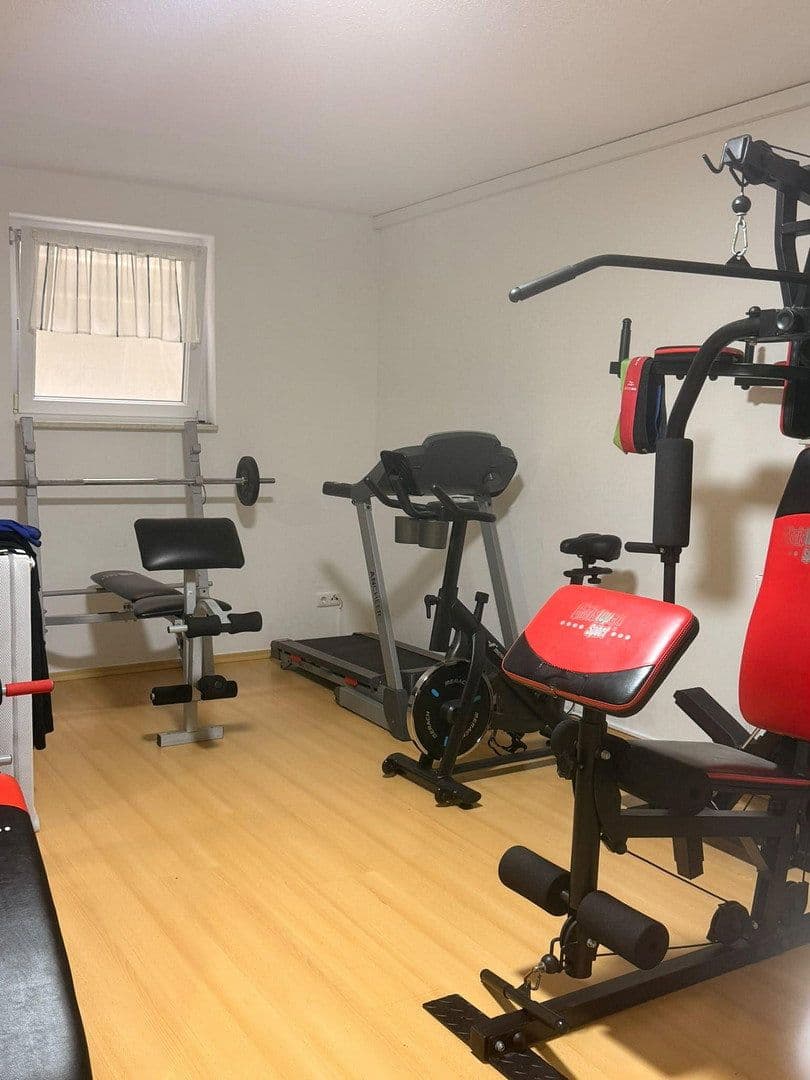 Predaj domu 200 m², pozemok 375 m², Brunnweg 12, Obertraubling, Bavorsko Predaj domu 200 m², pozemok 375 m², Brunnweg 12, Obertraubling, Bavorsko