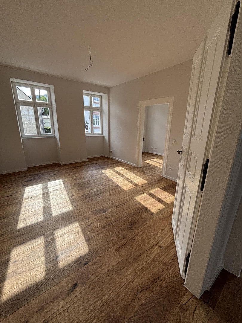 Prenájom bytu 5-izbový 146 m², Moselstraße 6, Osann-Monzel, Porýnie-Falcko Prenájom bytu 5-izbový 146 m², Moselstraße 6, Osann-Monzel, Porýnie-Falcko