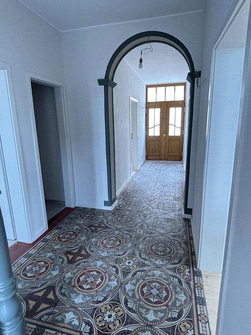 Prenájom bytu 5-izbový 146 m², Moselstraße 6, Osann-Monzel, Porýnie-Falcko Prenájom bytu 5-izbový 146 m², Moselstraße 6, Osann-Monzel, Porýnie-Falcko