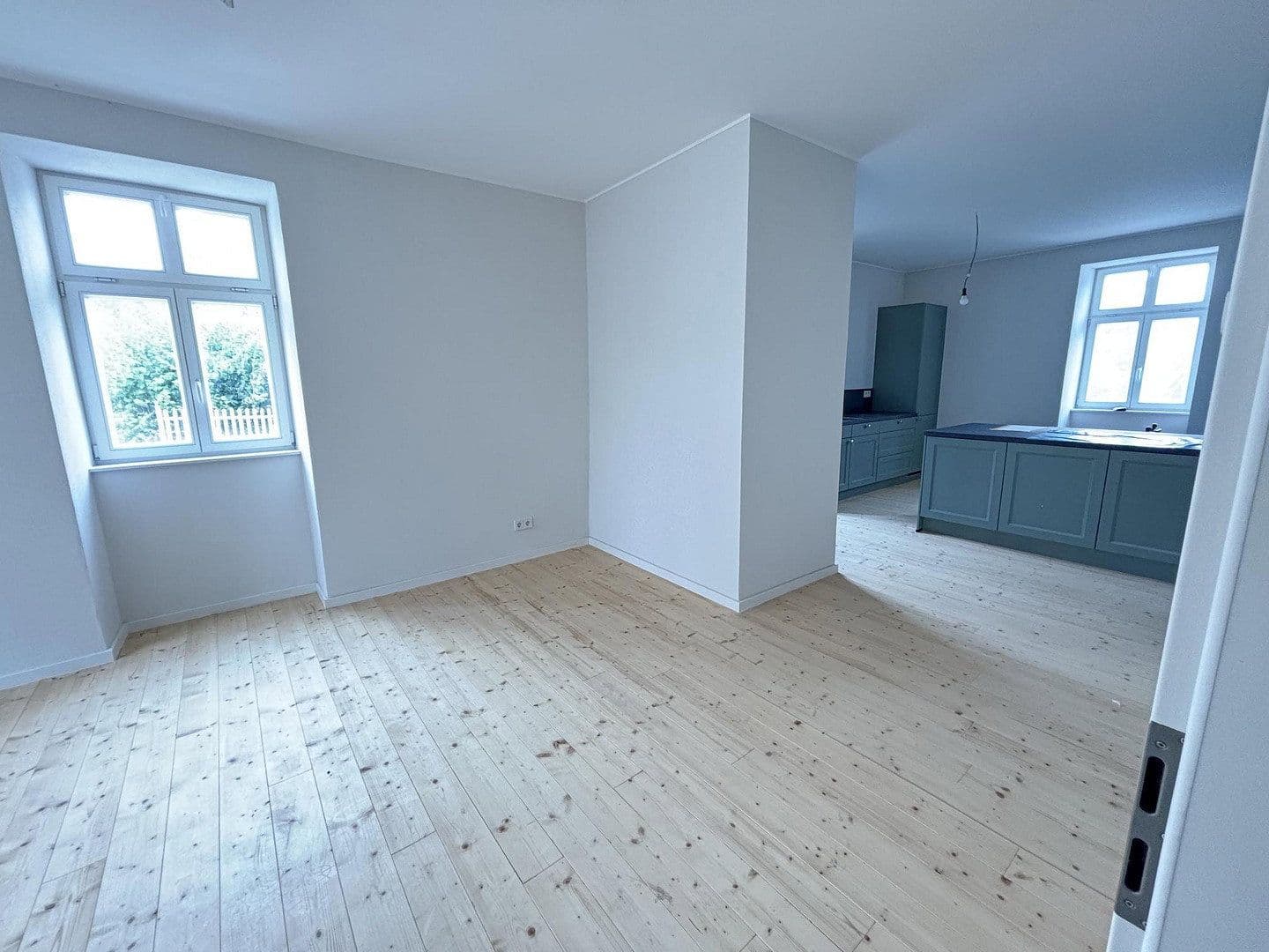 Prenájom bytu 5-izbový 146 m², Moselstraße 6, Osann-Monzel, Porýnie-Falcko Prenájom bytu 5-izbový 146 m², Moselstraße 6, Osann-Monzel, Porýnie-Falcko
