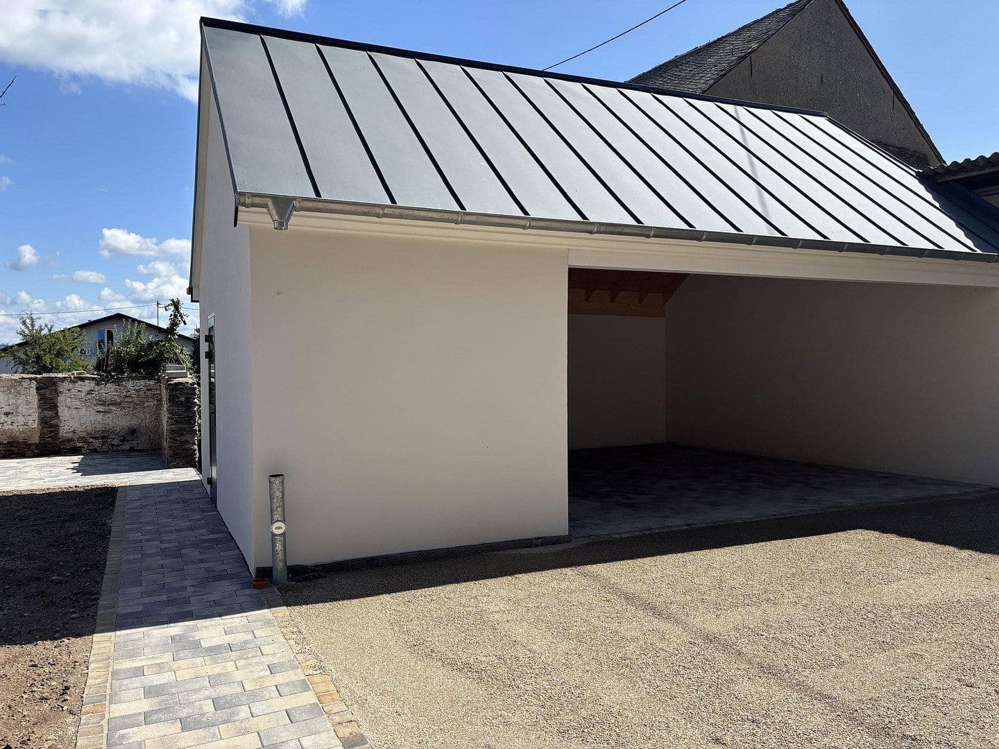Prenájom bytu 5-izbový 146 m², Moselstraße 6, Osann-Monzel, Porýnie-Falcko Prenájom bytu 5-izbový 146 m², Moselstraße 6, Osann-Monzel, Porýnie-Falcko