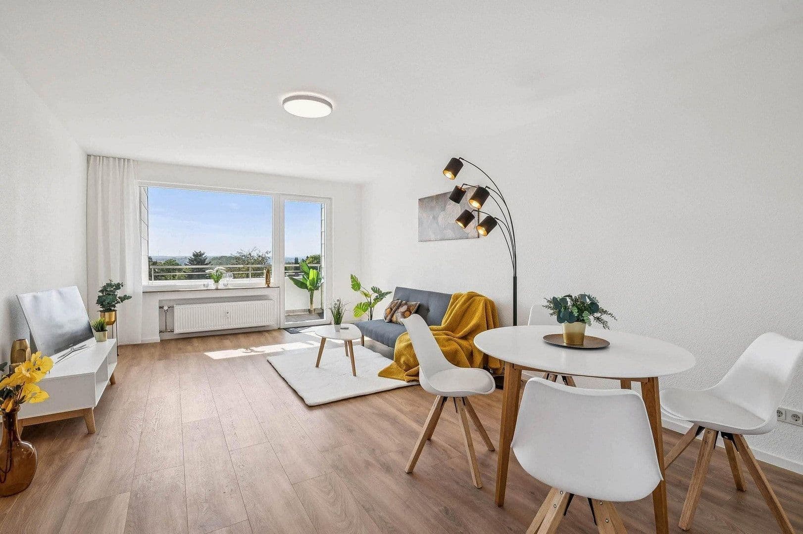 Predaj bytu 3-izbový 90 m², Breslauer Str.20, Saarbrücken, Sársko Predaj bytu 3-izbový 90 m², Breslauer Str.20, Saarbrücken, Sársko