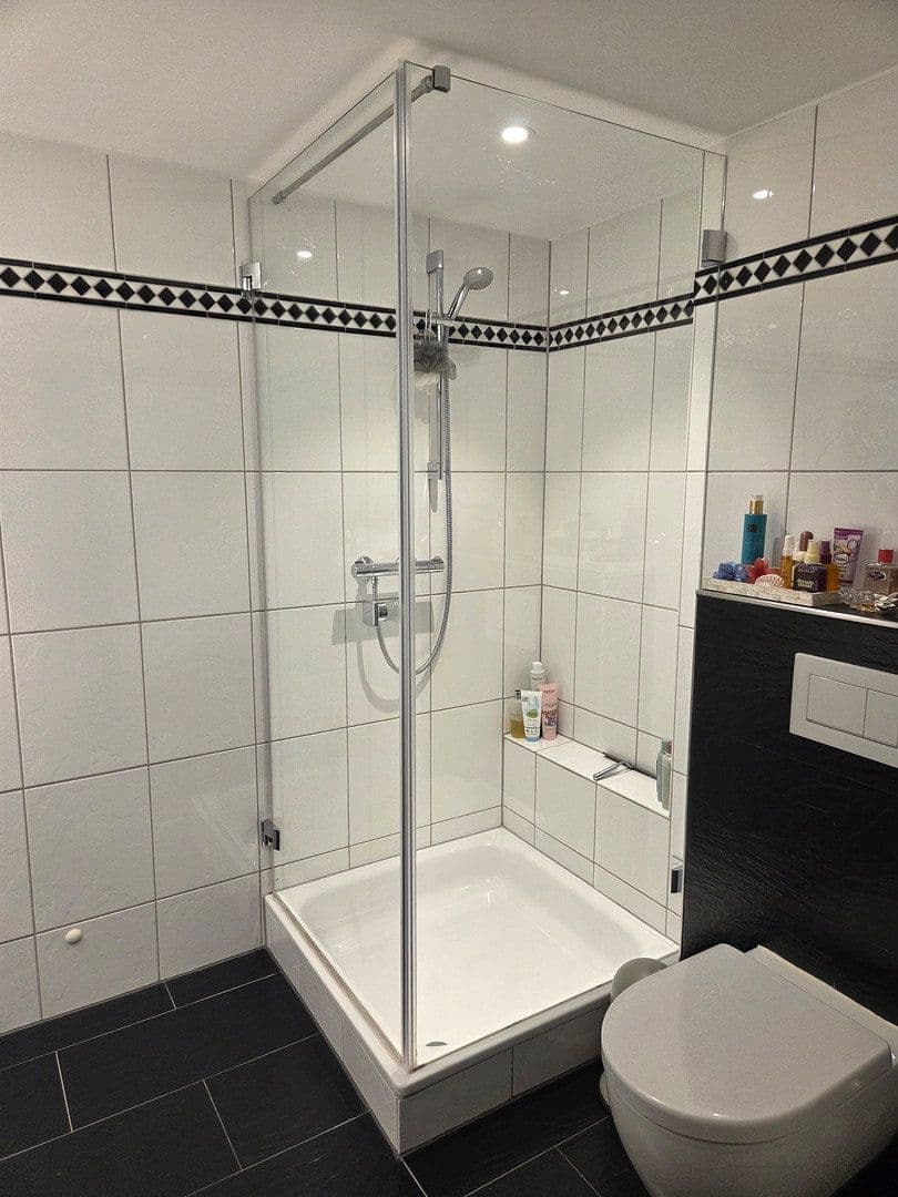 Predaj bytu 3-izbový 97 m², Erkrath, Severné Porýnie - Westfálsko Predaj bytu 3-izbový 97 m², Erkrath, Severné Porýnie - Westfálsko