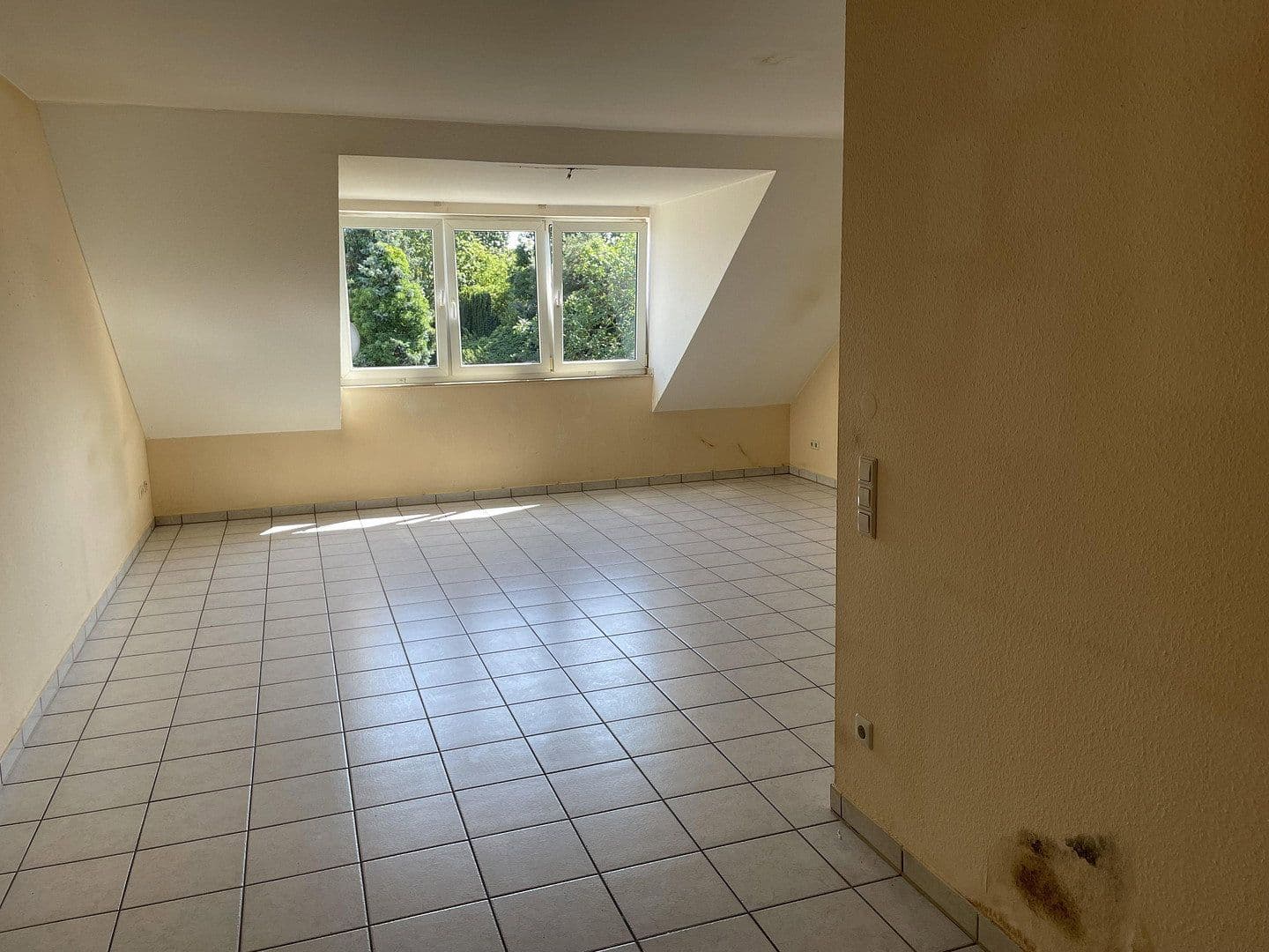 Prenájom bytu 2-izbový 54 m², Altestrasse 170, Frechen, Severné Porýnie - Westfálsko Prenájom bytu 2-izbový 54 m², Altestrasse 170, Frechen, Severné Porýnie - Westfálsko