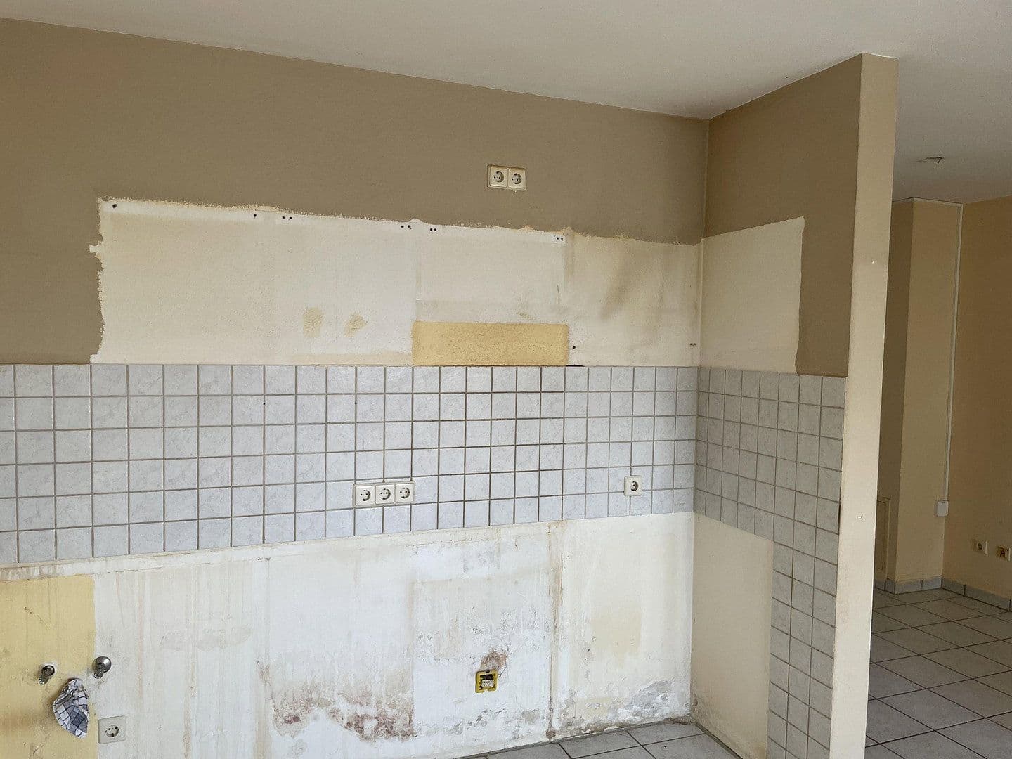 Prenájom bytu 2-izbový 54 m², Altestrasse 170, Frechen, Severné Porýnie - Westfálsko Prenájom bytu 2-izbový 54 m², Altestrasse 170, Frechen, Severné Porýnie - Westfálsko
