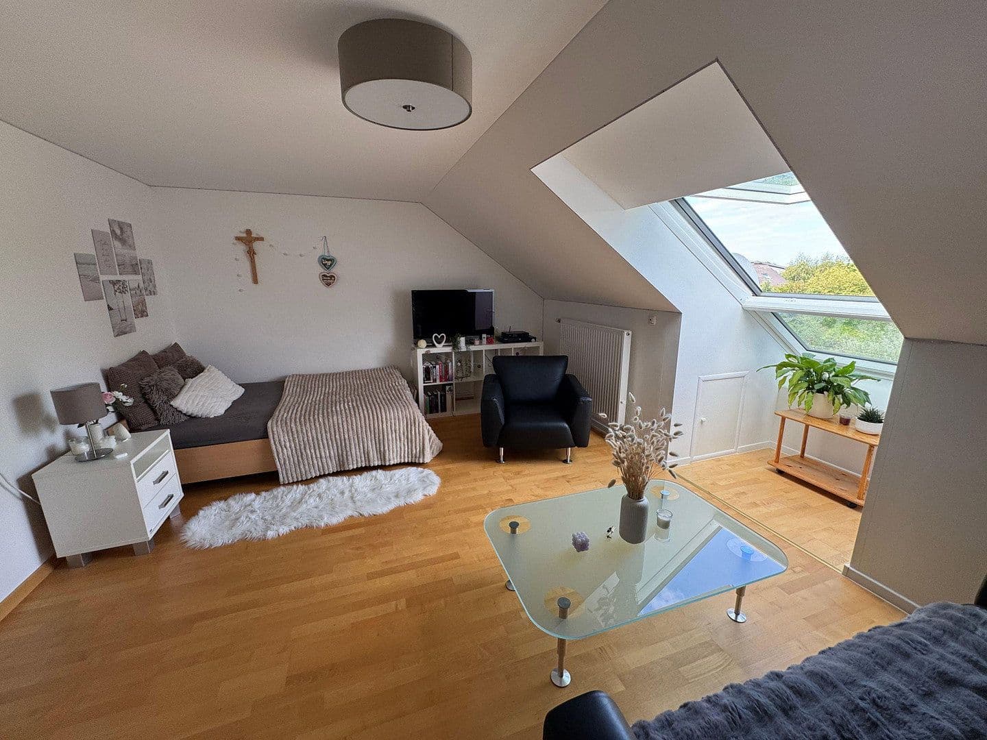 Predaj domu 135 m², pozemok 325 m², Höhenkirchen-Siegertsbrunn, Bavorsko Predaj domu 135 m², pozemok 325 m², Höhenkirchen-Siegertsbrunn, Bavorsko