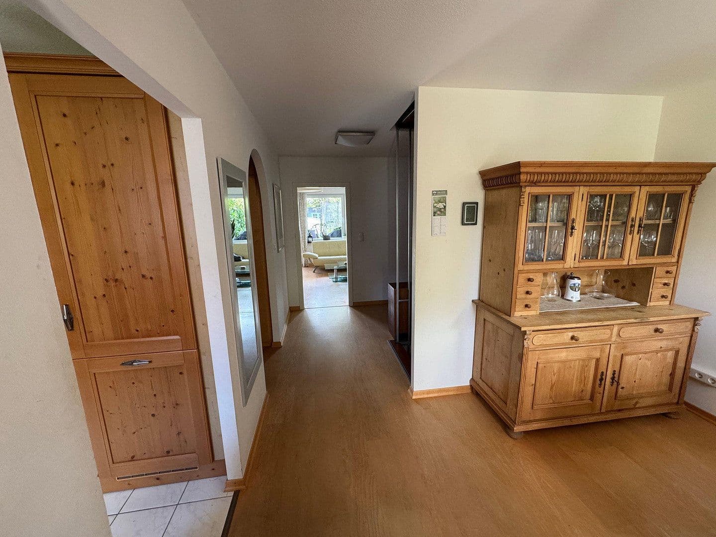 Predaj domu 135 m², pozemok 325 m², Höhenkirchen-Siegertsbrunn, Bavorsko Predaj domu 135 m², pozemok 325 m², Höhenkirchen-Siegertsbrunn, Bavorsko