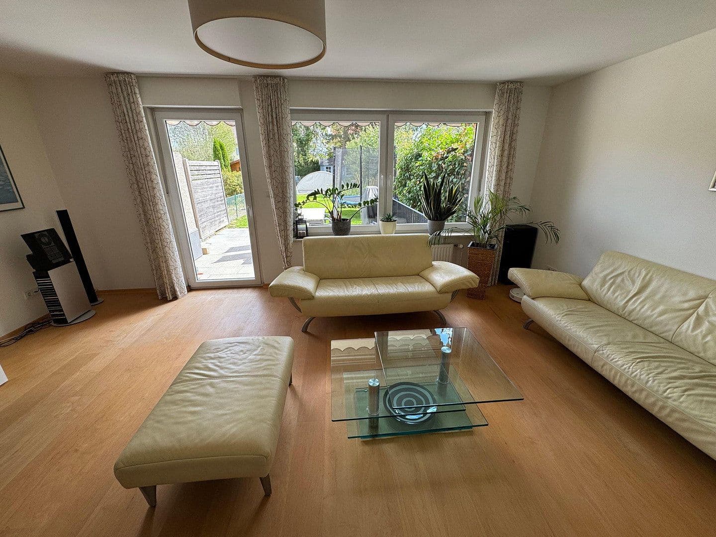 Predaj domu 135 m², pozemok 325 m², Höhenkirchen-Siegertsbrunn, Bavorsko Predaj domu 135 m², pozemok 325 m², Höhenkirchen-Siegertsbrunn, Bavorsko