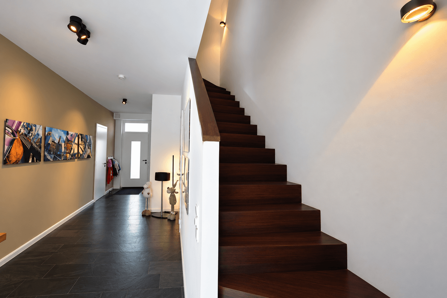Predaj domu 283 m², pozemok 240 m², Berlin, Berlín Predaj domu 283 m², pozemok 240 m², Berlin, Berlín