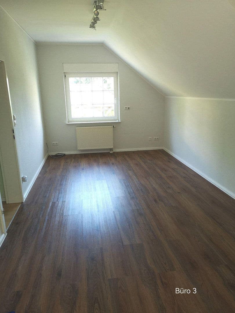 Prenájom kancelárie 148 m², Berlin, Berlín Prenájom kancelárie 148 m², Berlin, Berlín