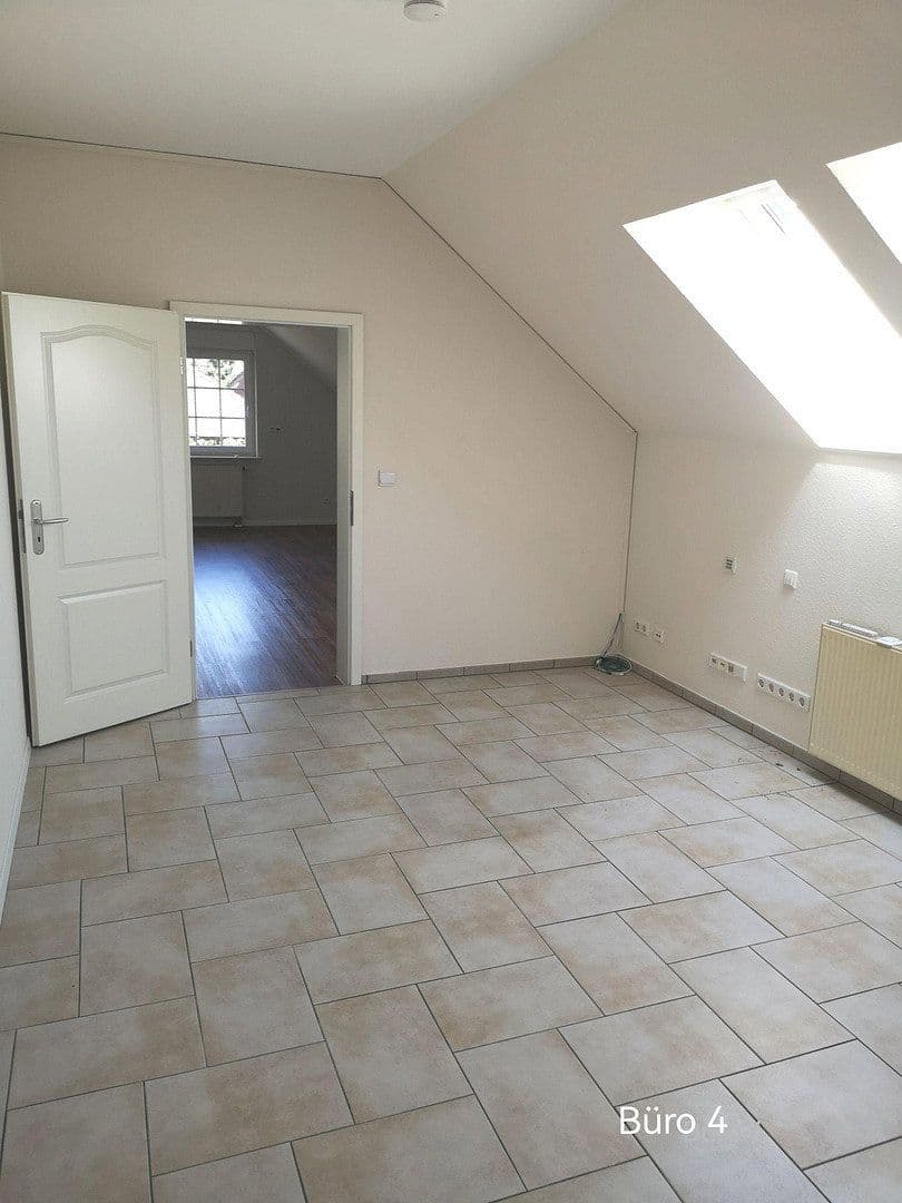 Prenájom kancelárie 148 m², Berlin, Berlín Prenájom kancelárie 148 m², Berlin, Berlín