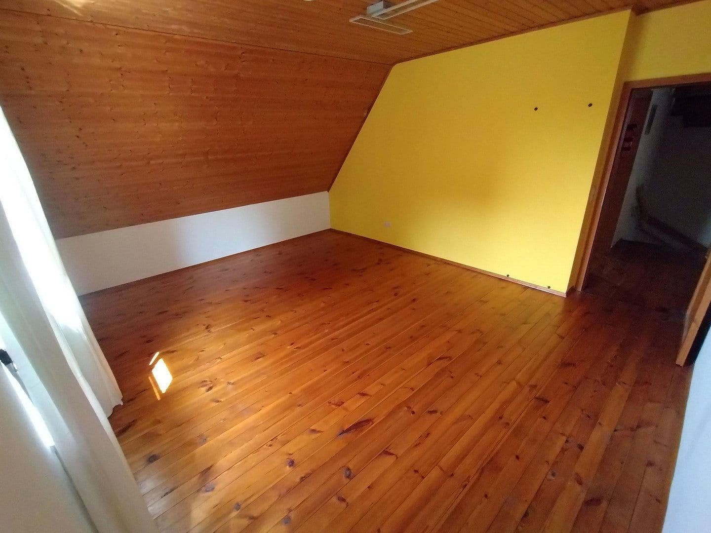 Predaj domu 154 m², pozemok 541 m², Eckental, Bavorsko Predaj domu 154 m², pozemok 541 m², Eckental, Bavorsko