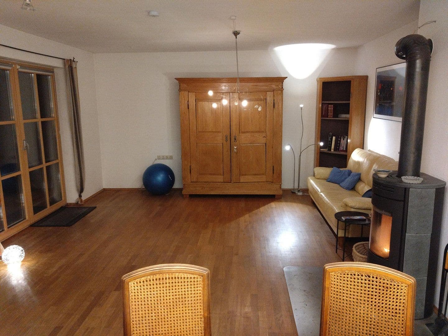 Predaj domu 154 m², pozemok 541 m², Eckental, Bavorsko Predaj domu 154 m², pozemok 541 m², Eckental, Bavorsko
